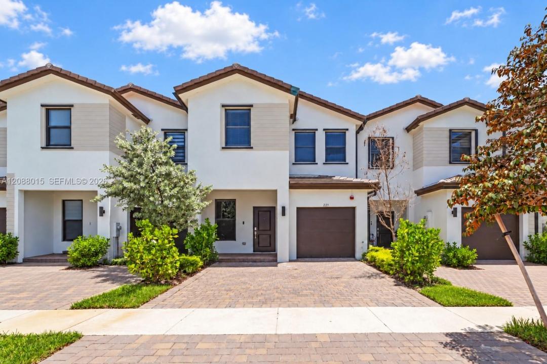 221 SW 159th Way, Pembroke Pines, Floride 33027, États-Unis