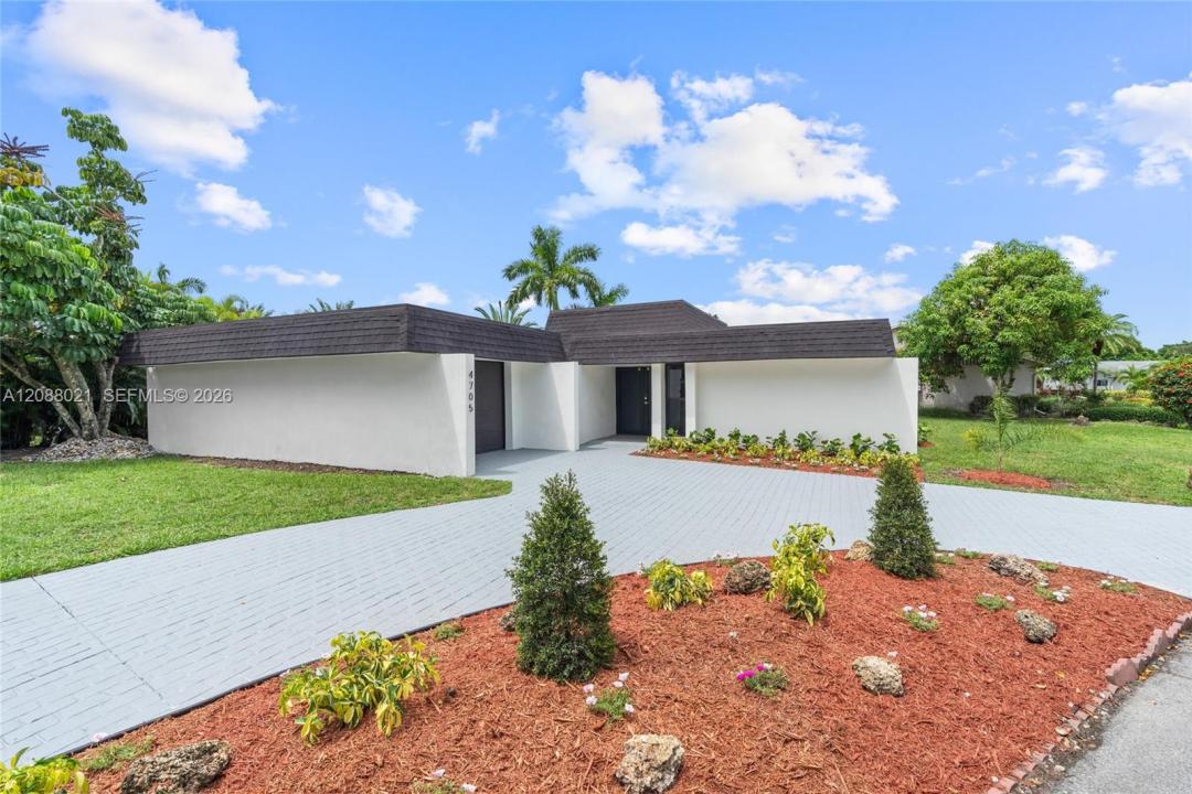 4705 Bayberry Ln, Tamarac, Floride 33319, États-Unis