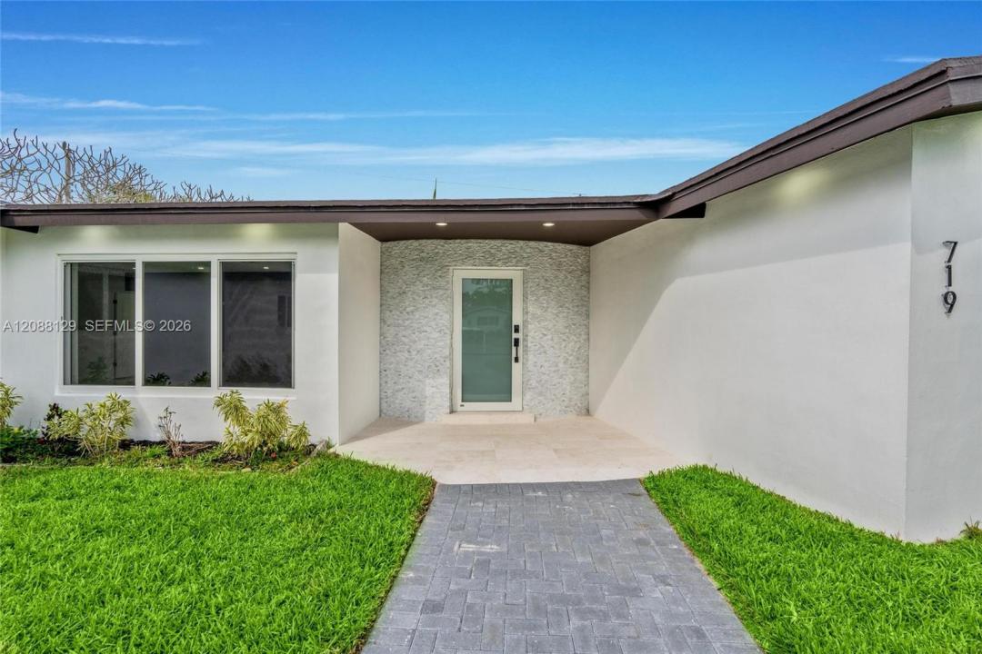 719 SW 25th Ave 719, Boynton Beach, Florida 33435, USA