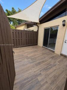 140 Fox Rd 3-46, Hollywood, Florida 33024, USA