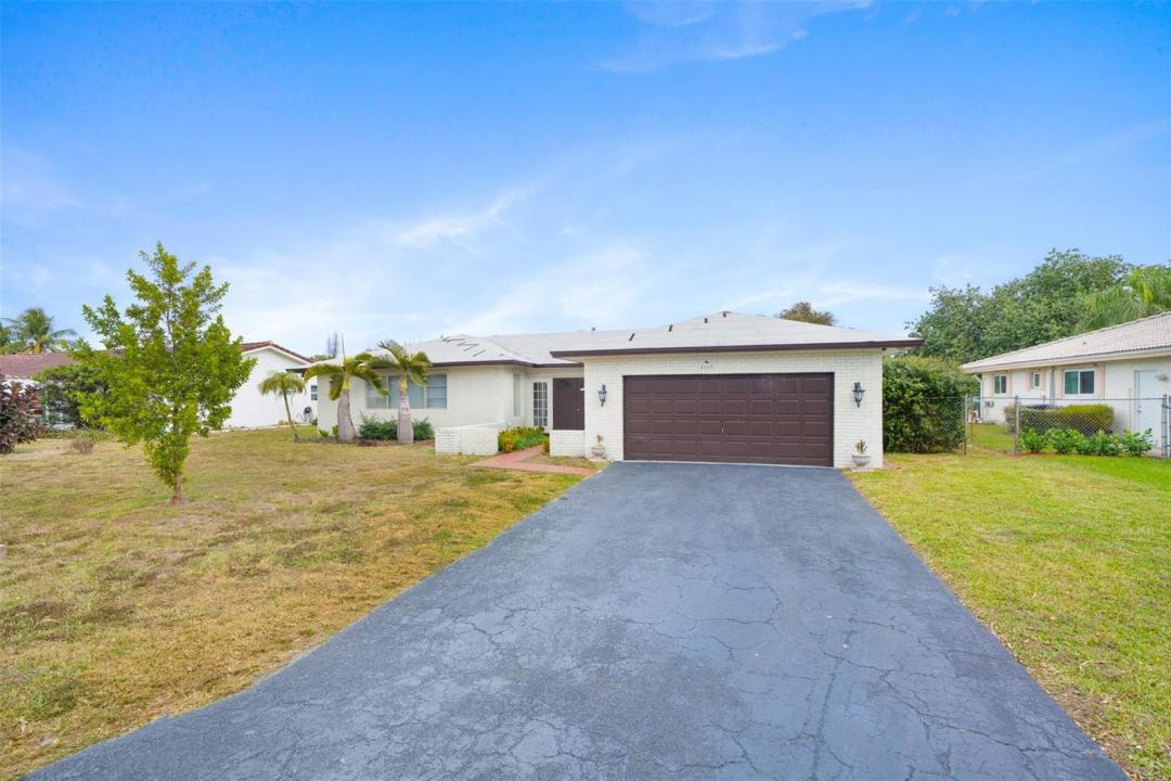 4221 NW 107TH Avenue, Coral Springs, Floride 33065, États-Unis
