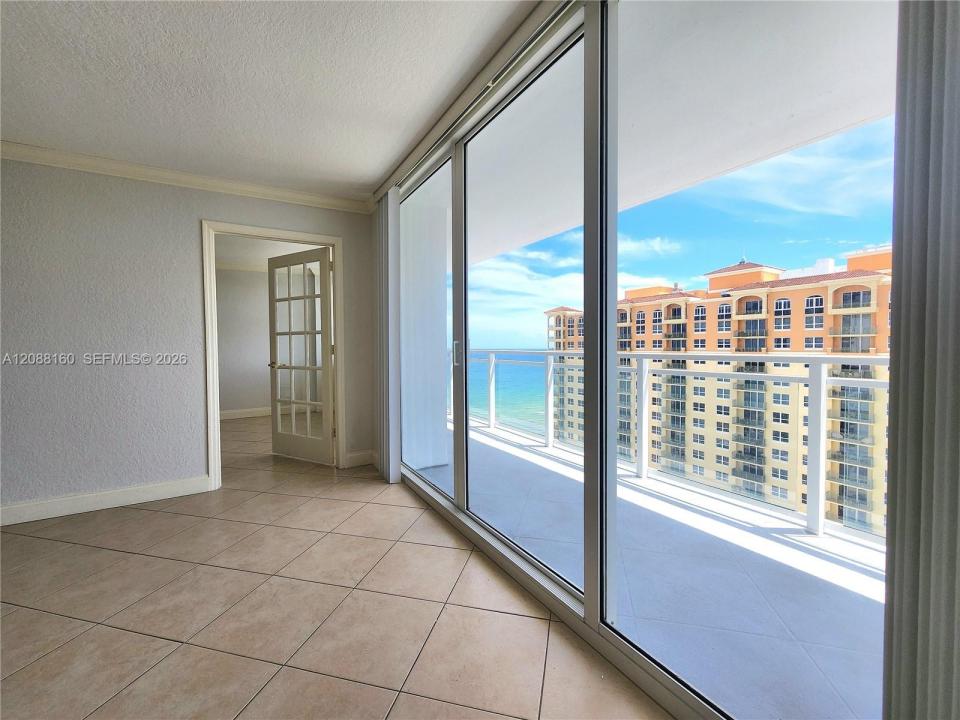 2030 S Ocean Dr 1710, Hallandale Beach, Floride 33009, États-Unis