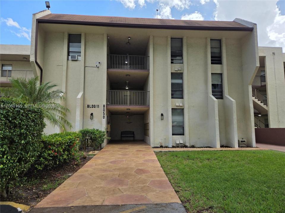 8050 W Mcnab Rd 310, Tamarac, Floride 33321, États-Unis