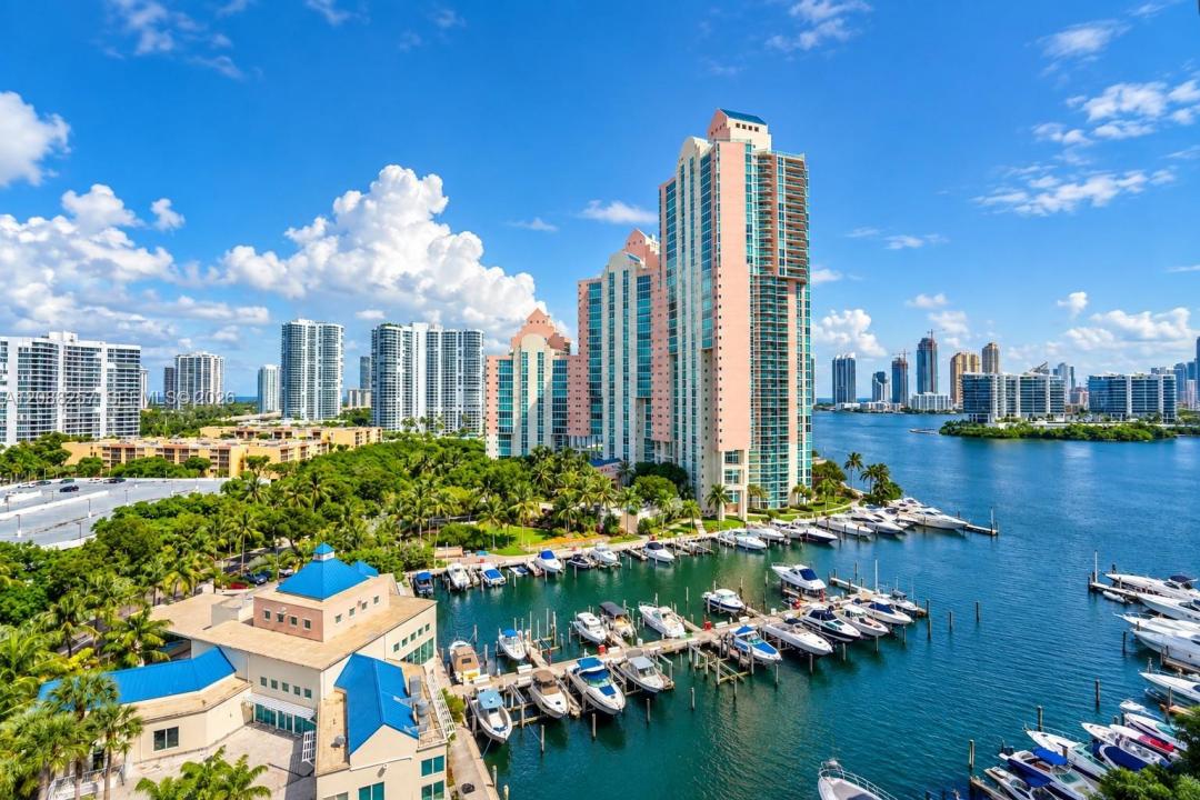 3340 NE 190 ST 1204, Aventura, Floride 33180, États-Unis