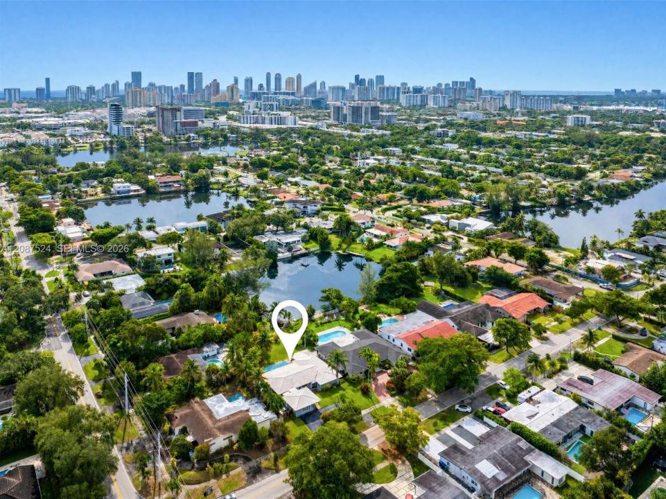 19885 NE 22nd Ave, Miami, Florida 33180, Stati Uniti