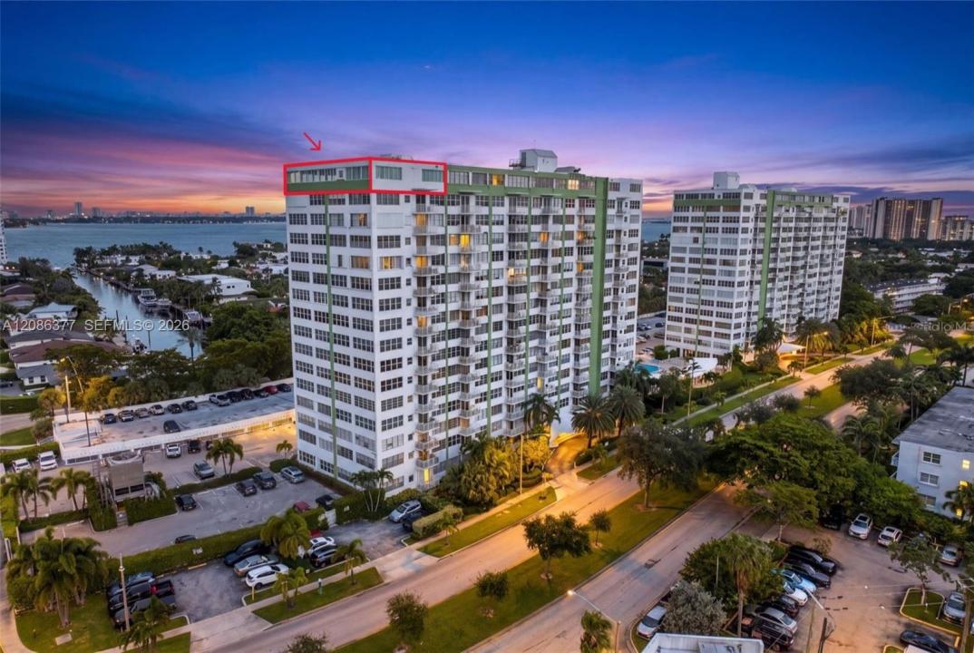 2150 Sans Souci Blvd PH-D1, North Miami, Florida 33181, Stati Uniti