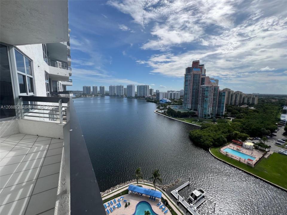 3530 Mystic Pointe Dr 1903, Aventura, Floride 33180, États-Unis