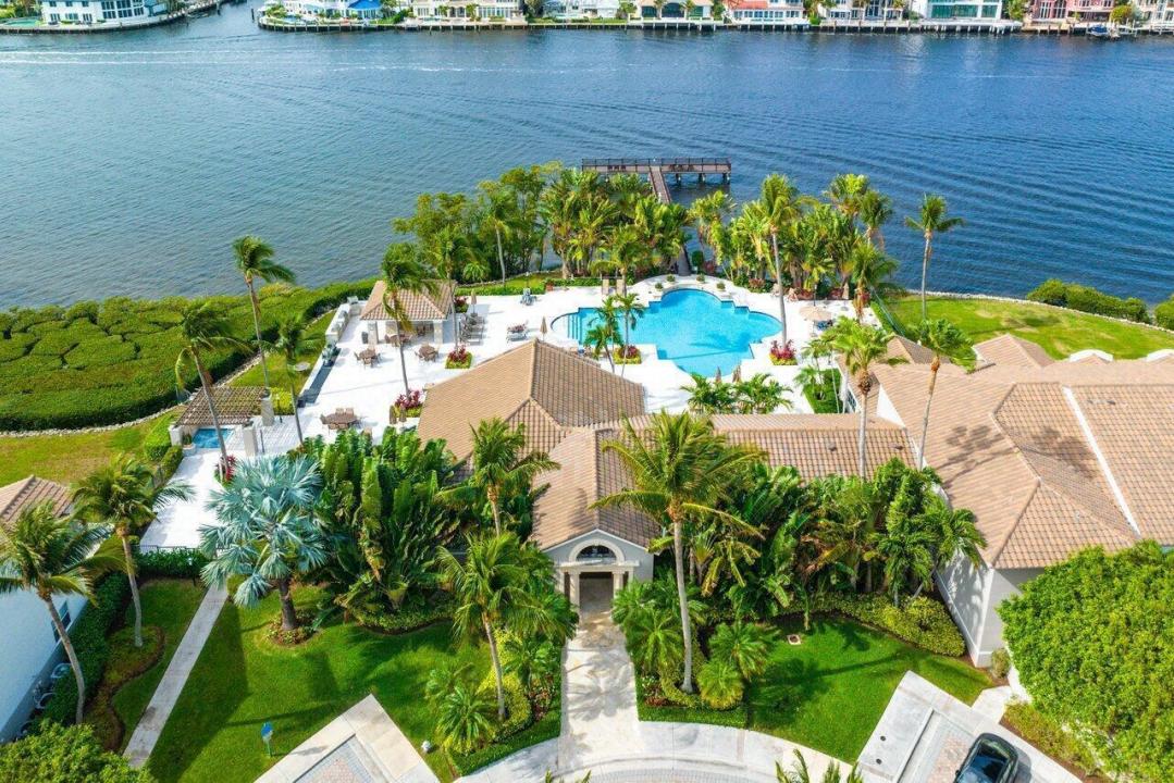 3604 S Ocean Boulevard 105, Highland Beach, Florida 33487, USA