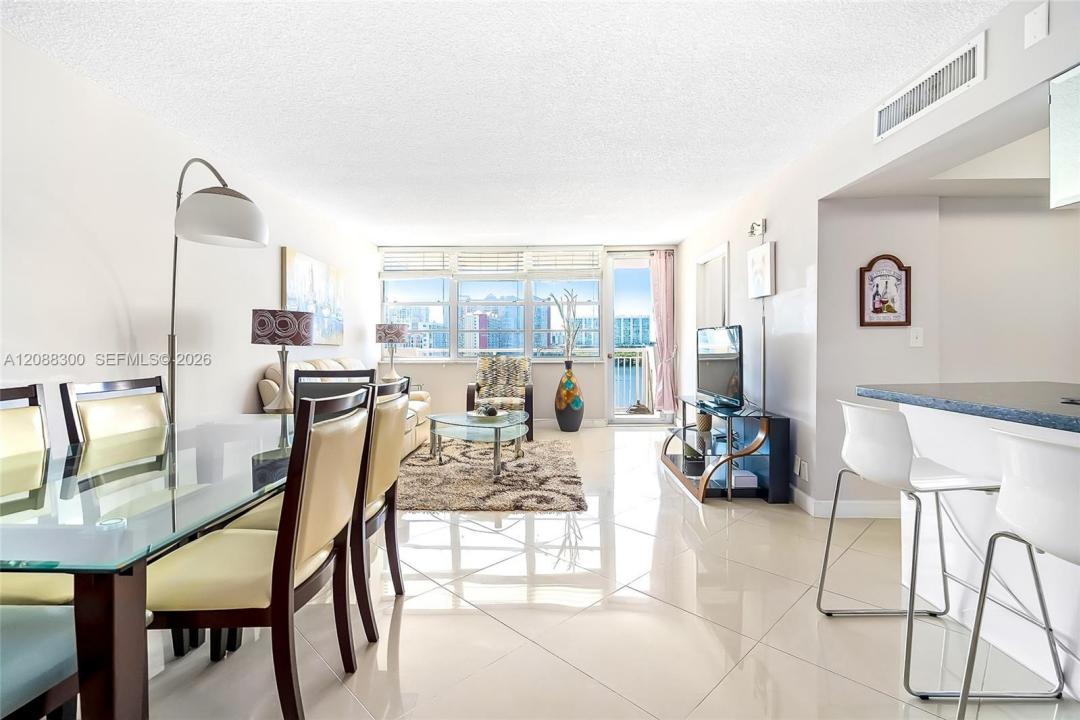 250 174th St 801, Sunny Isles Beach, Florida 33160, USA
