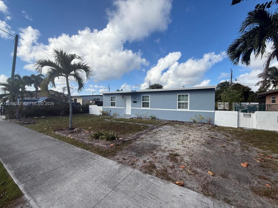 381 NW 16th St 381, Pompano Beach, Floride 33060, États-Unis