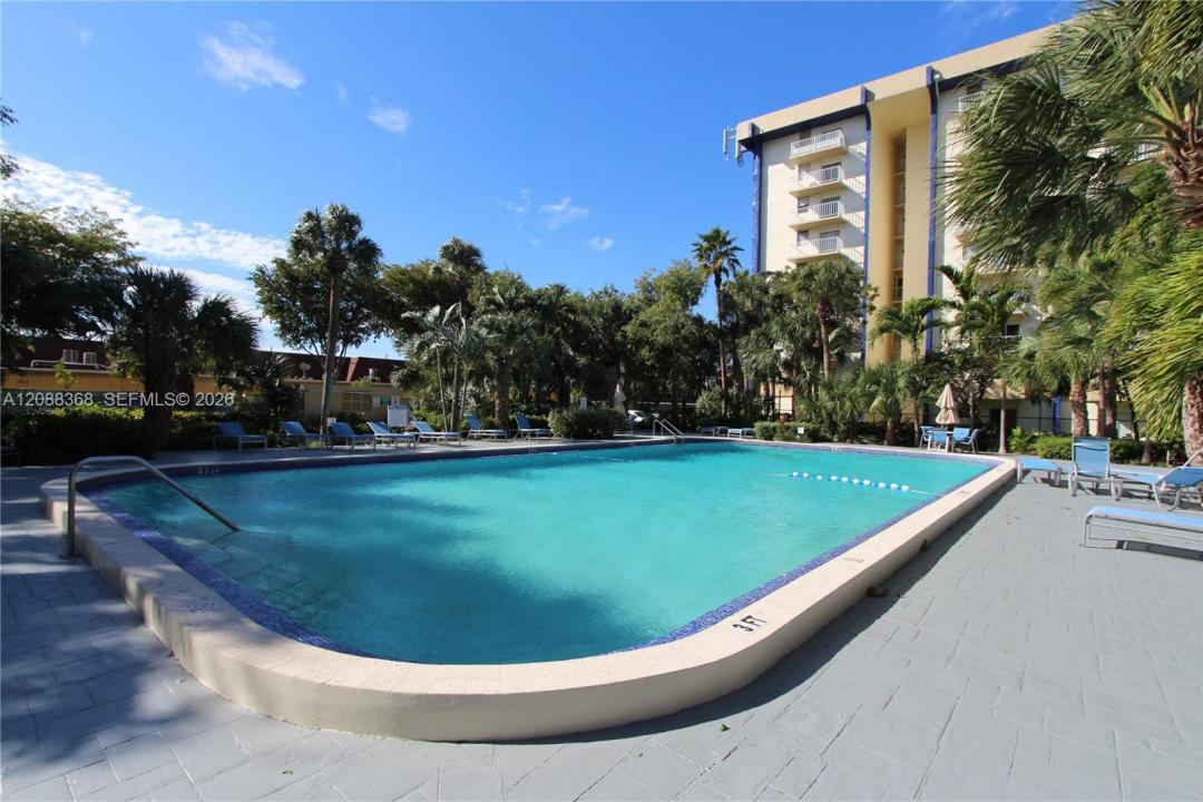 4550 NW 9th St 606E, Miami, Floride 33126, États-Unis