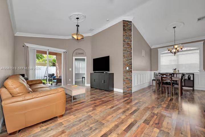 2327 NE 37th Ter, Homestead, Florida 33033, Stati Uniti