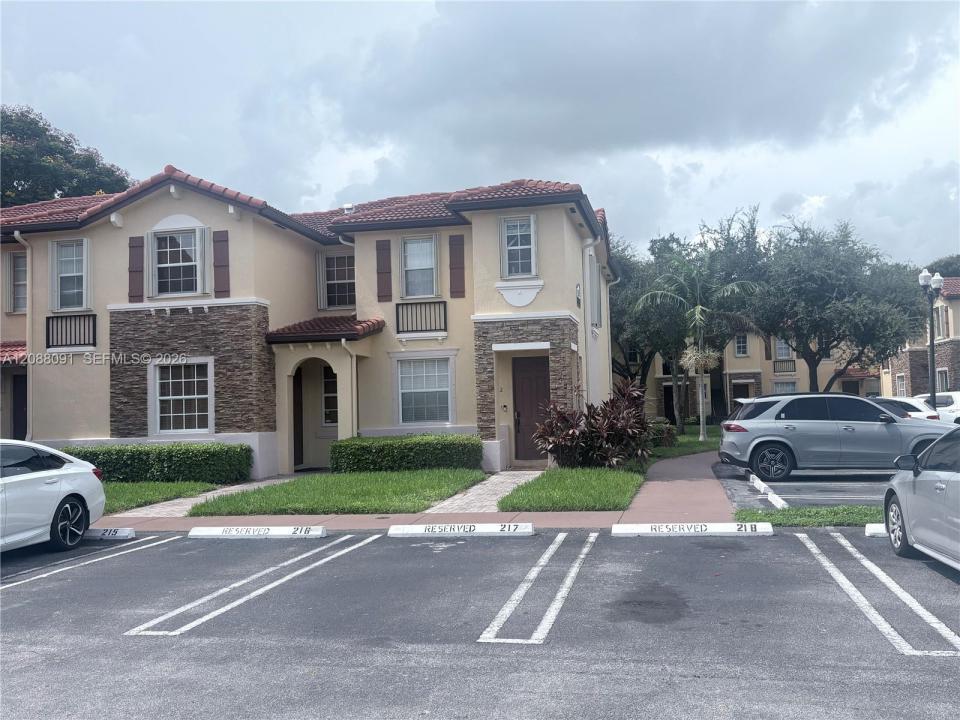 3320 NE 13th Cir Dr 112-23, Homestead, Florida 33033, Stati Uniti