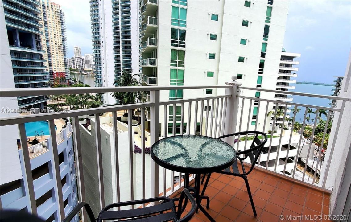 185 SE 14th Ter 1203, Miami, Florida 33131, Stati Uniti