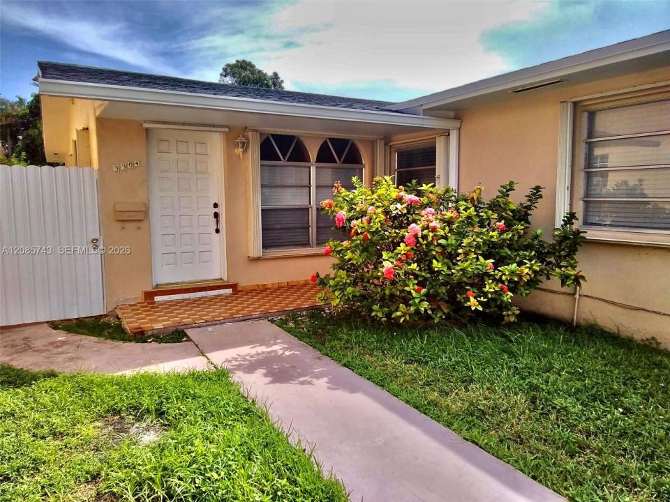 3304 SW 23rd St 0, Miami, Flórida 33145, Estados Unidos