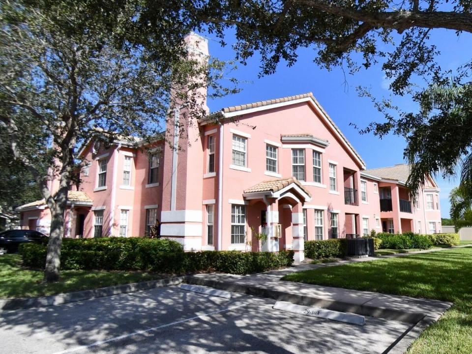 156 SW Peacock Boulevard 29-202, Port St. Lucie, Floride 34986, États-Unis