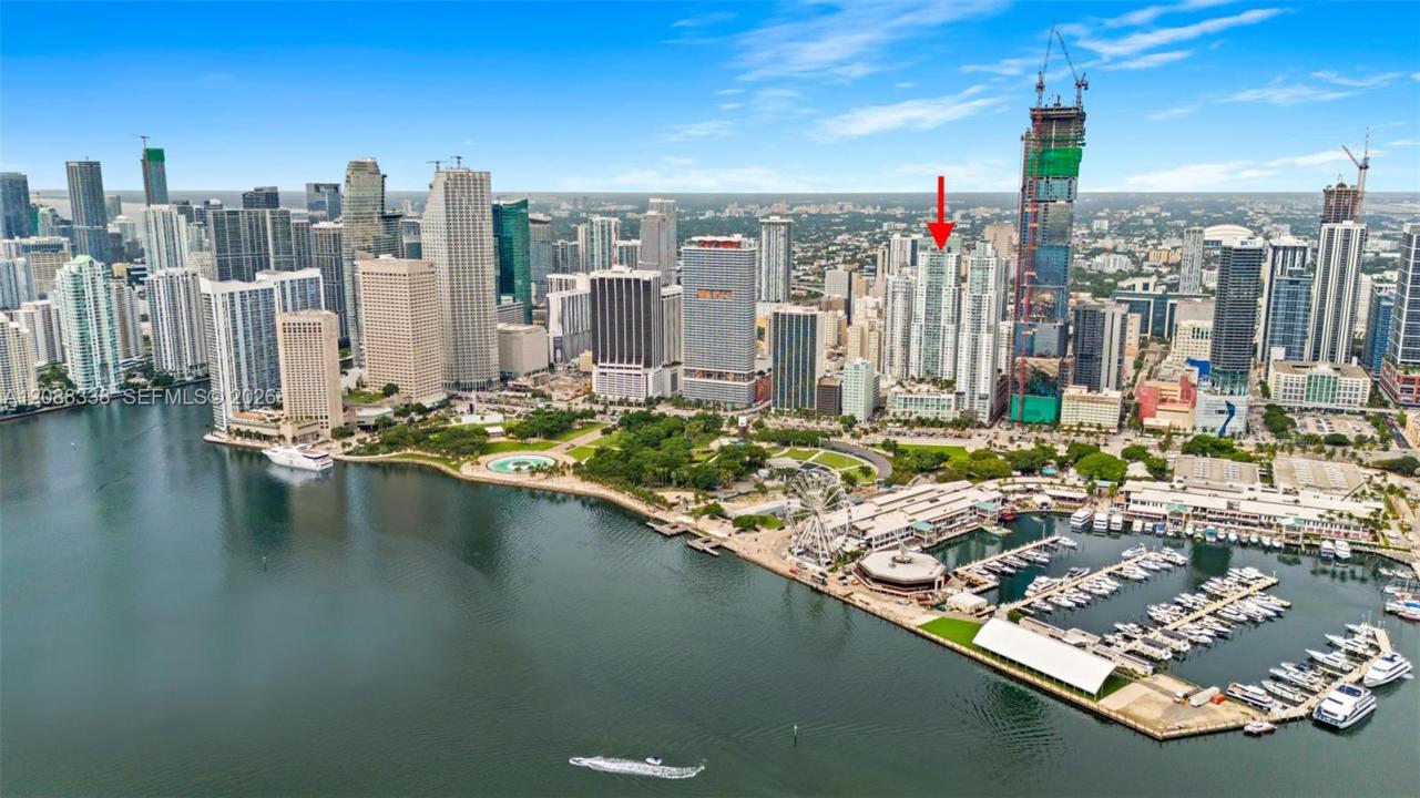 253 NE 2nd St 2501, Miami, Floride 33132, États-Unis