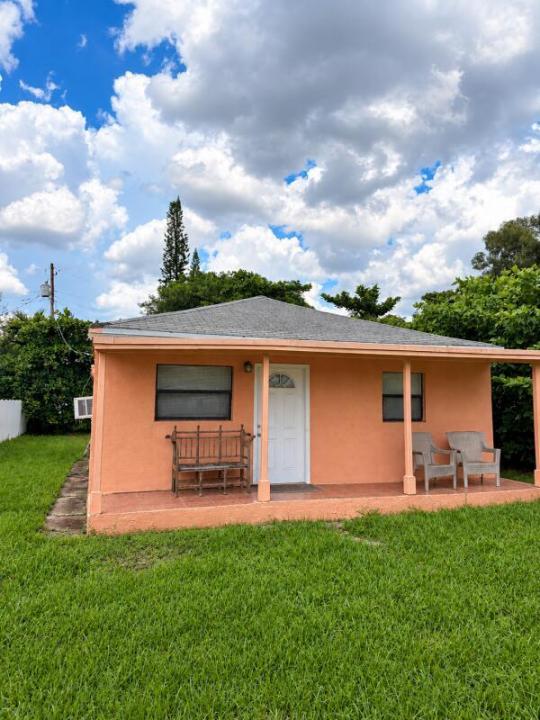 Miami, Floryda 33150, USA