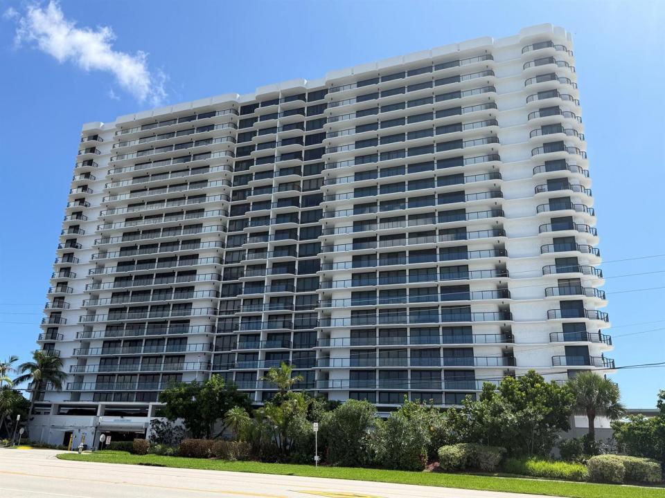 250 S OCEAN Boulevard 2F, Boca Raton, Floride 33432, États-Unis