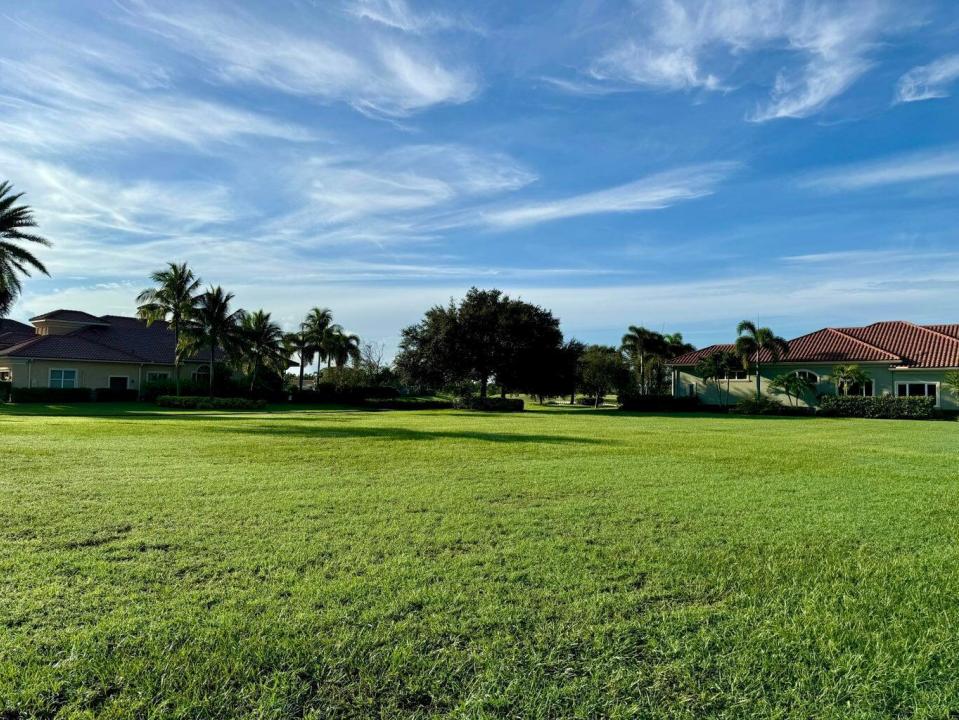 104 SE RIO SIENA, Port St. Lucie, Florida 34984, Stati Uniti
