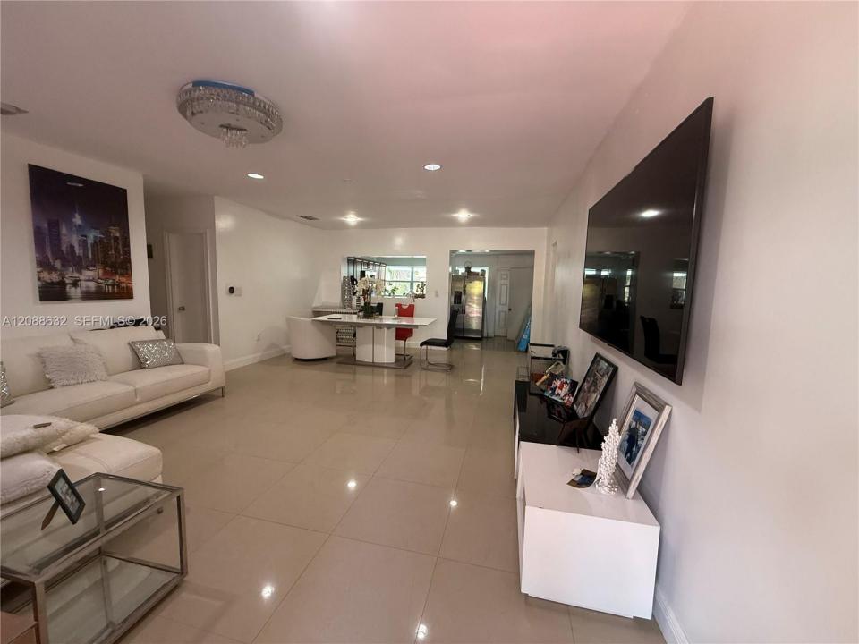 16030 Miami Dr, North Miami Beach, Floride 33162, États-Unis