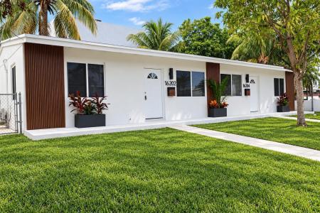 16202 NE 18th Court, North Miami Beach, Floryda 33162, USA