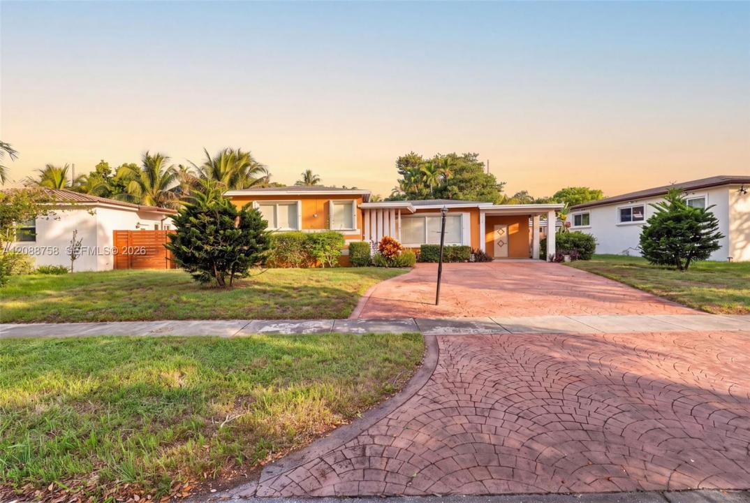 12140 NE Miami Ct, North Miami, Floride 33161, États-Unis