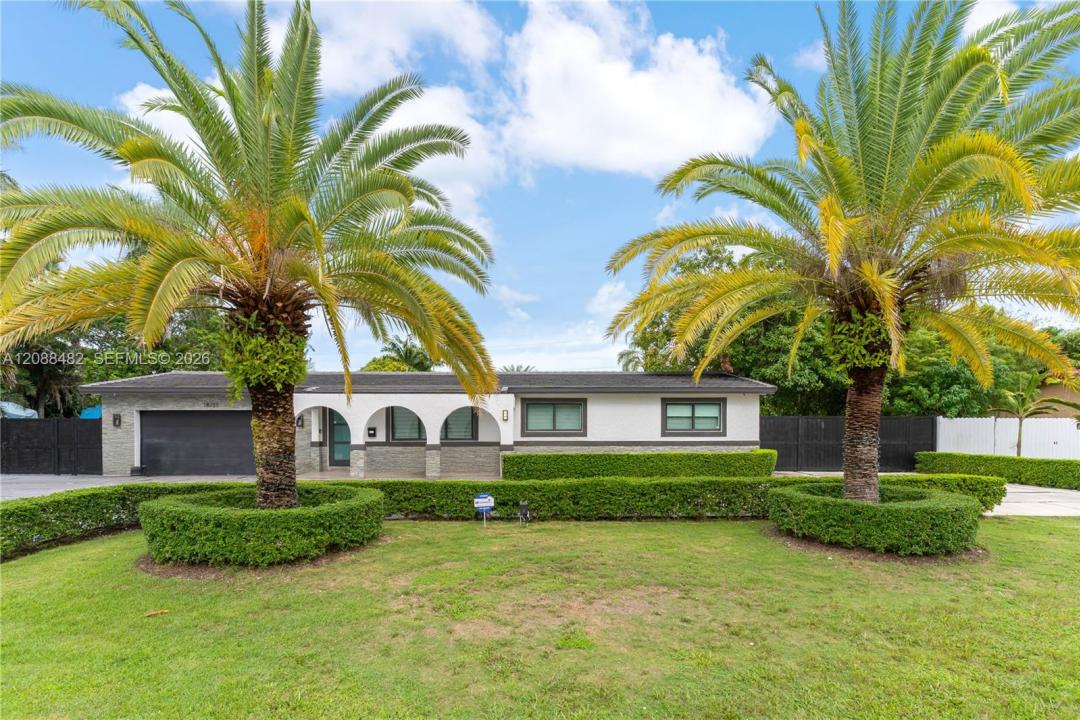 18731 SW 87th Ave, Cutler Bay, Florida 33157, USA