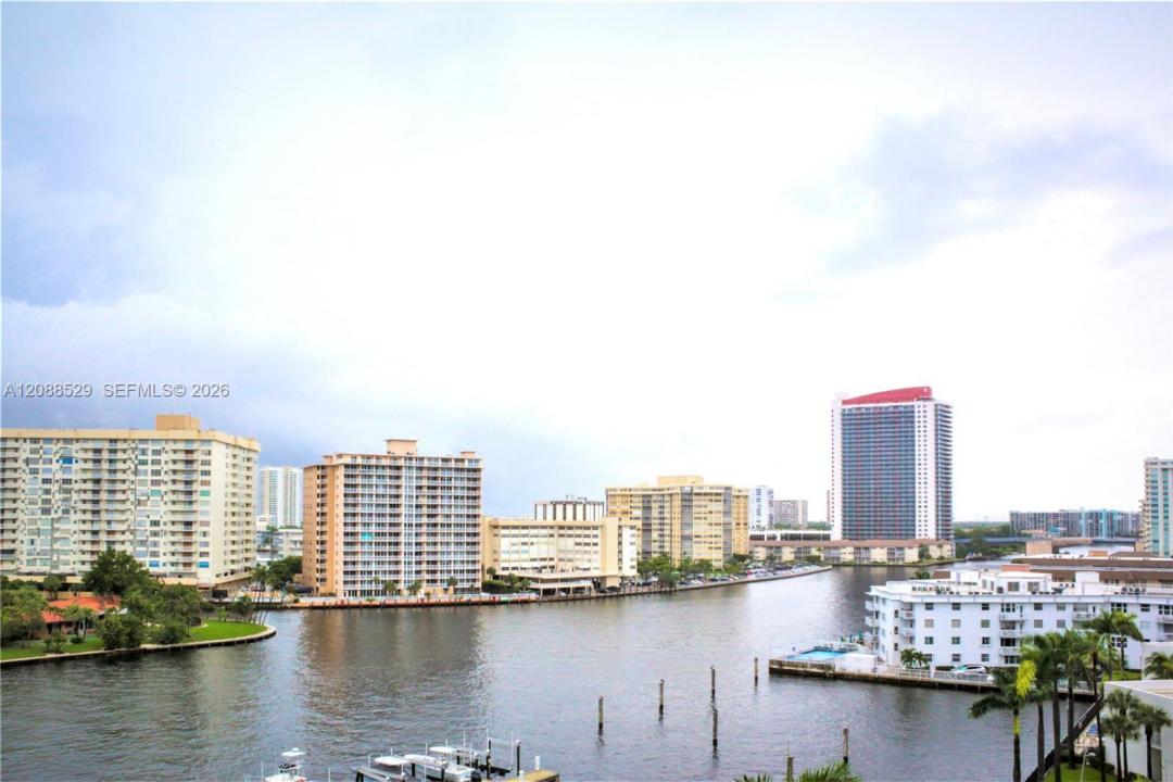 1965 S Ocean Dr 7A, Hallandale Beach, Floride 33009, États-Unis