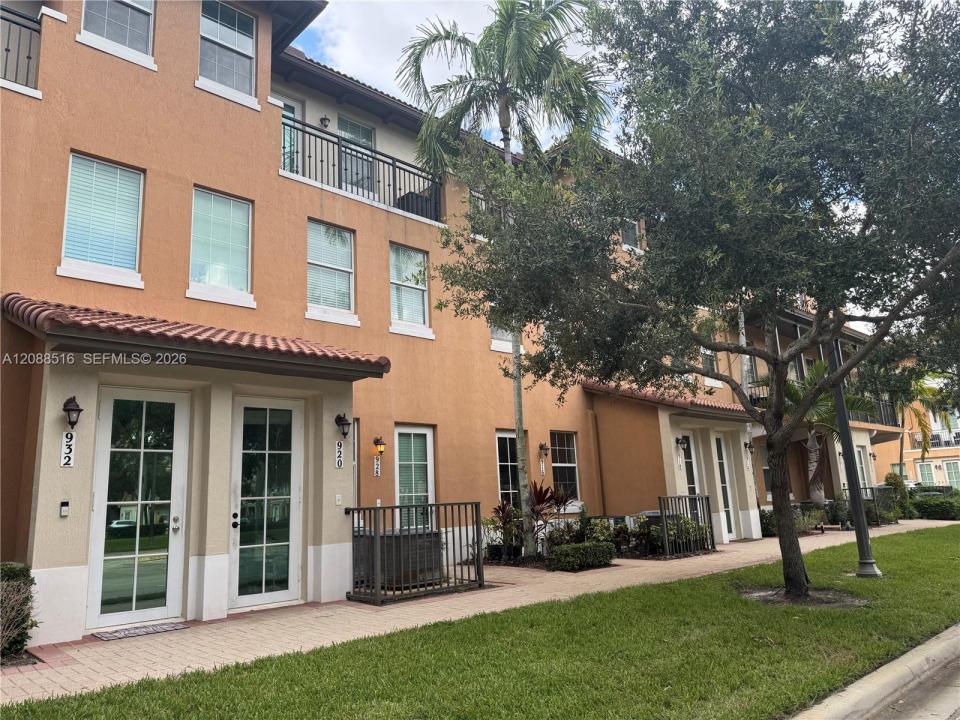 928 SW 147th Ave 2906, Pembroke Pines, Florida 33027, Stati Uniti