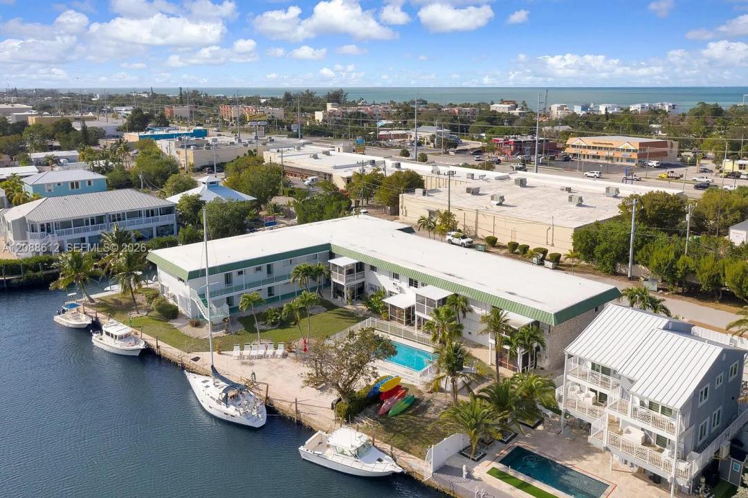 5301 Ocean Ter 1, Marathon, Florida 33050, USA