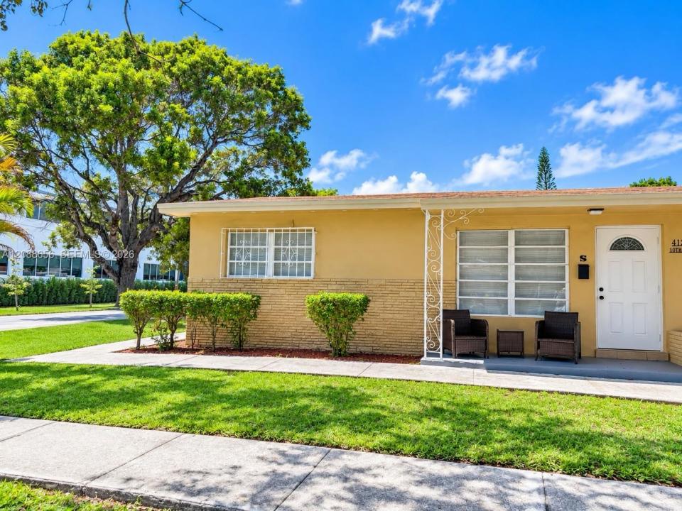 412 SW 10th St n, Hallandale Beach, فلوريدا 33009, الولايات المتحدة