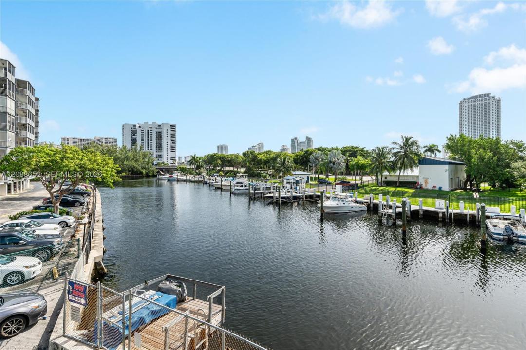 26 Diplomat Pkwy 2390, Hallandale Beach, Floride 33009, États-Unis