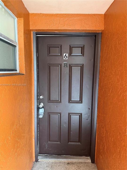 1029 NW 5th St 6, Miami, Flórida 33128, Estados Unidos