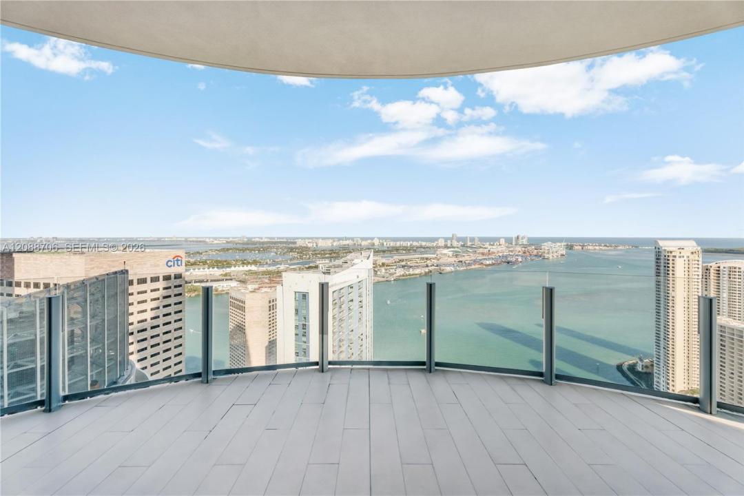 Miami, Florida 33131, USA