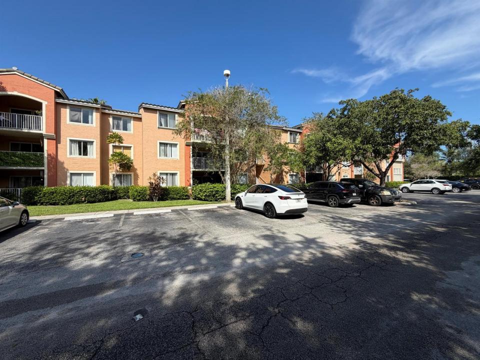3874 Lyons Road 205-6, Coconut Creek, Floride 33073, États-Unis