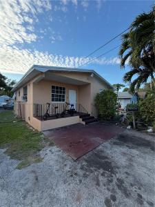 8848 NW 5th Ave, El Portal, Floride 33150, États-Unis
