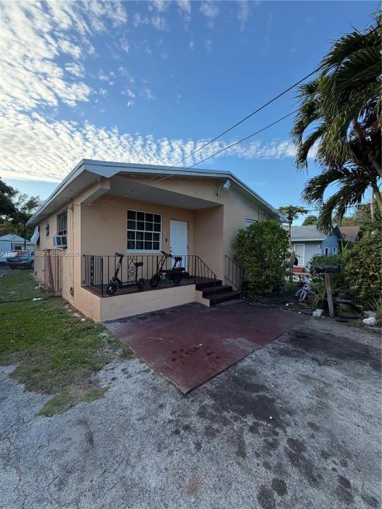 8848 NW 5th Ave, El Portal, Floride 33150, États-Unis
