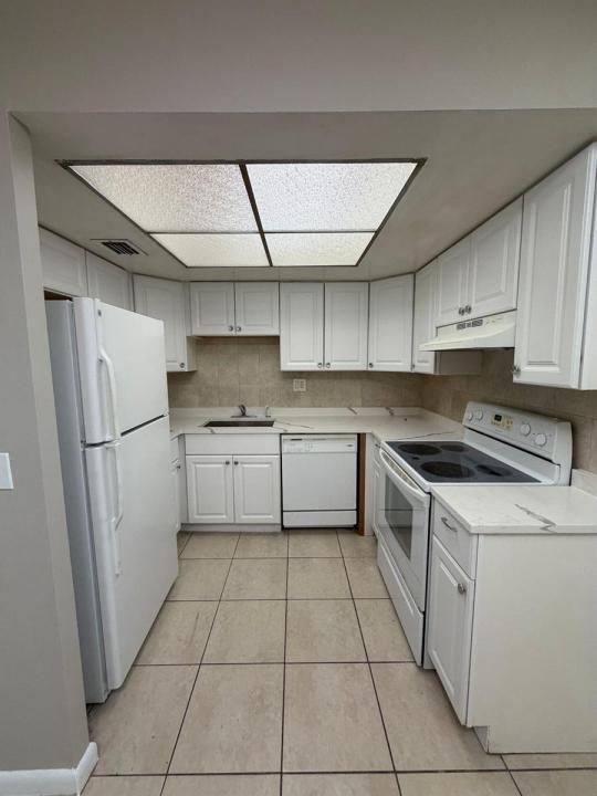 2130 NW 58TH Avenue 25-C, Lauderhill, Florida 33313, Stati Uniti