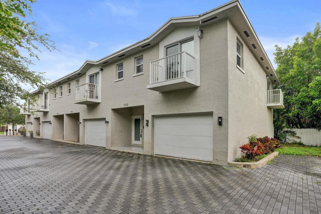 1035 NW 2ND Avenue, Fort Lauderdale, Florida 33311, USA