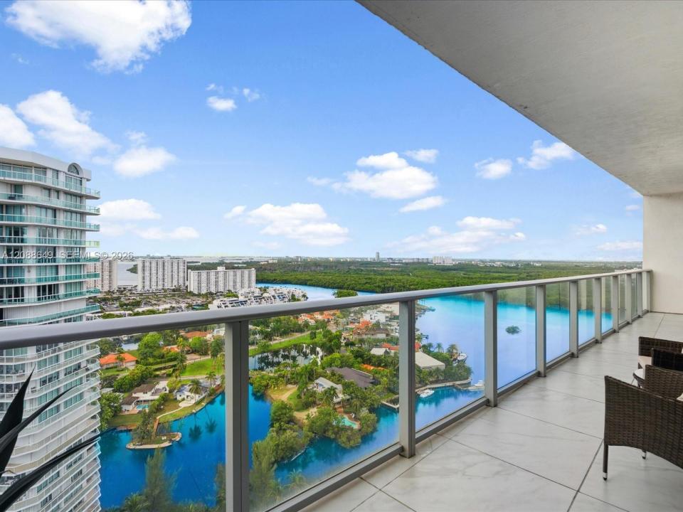 300 Sunny Isles Blvd 4-2506, Sunny Isles Beach, Floride 33160, États-Unis
