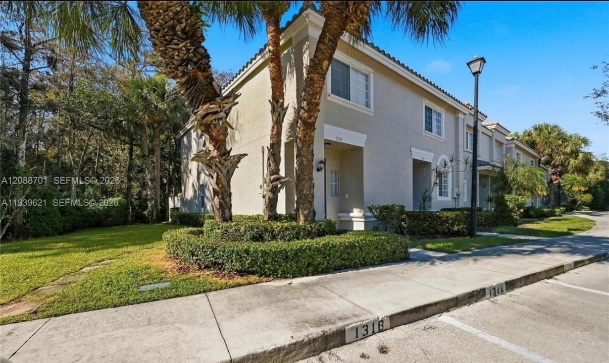 5703 NW 48th Ave 48, Coconut Creek, Floride 33073, États-Unis