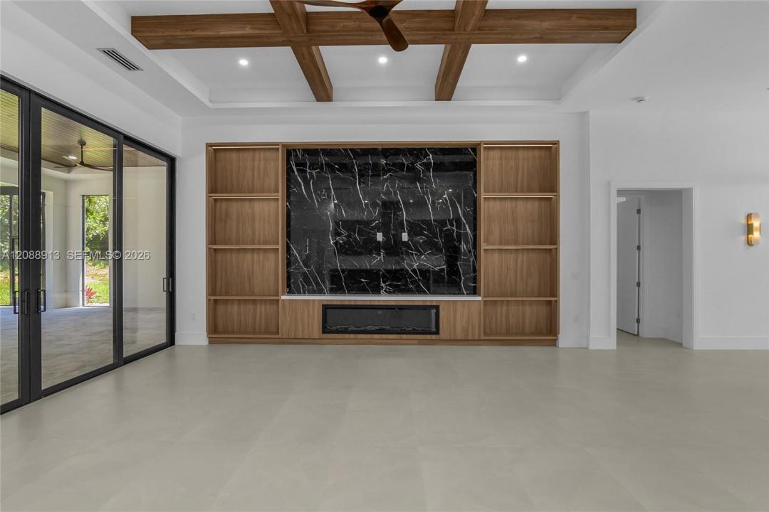 14318 charthouse, Naples, Floryda 34114, USA