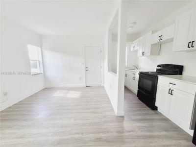 1922 NW 1st St 3, Miami, Florida 33125, Stati Uniti