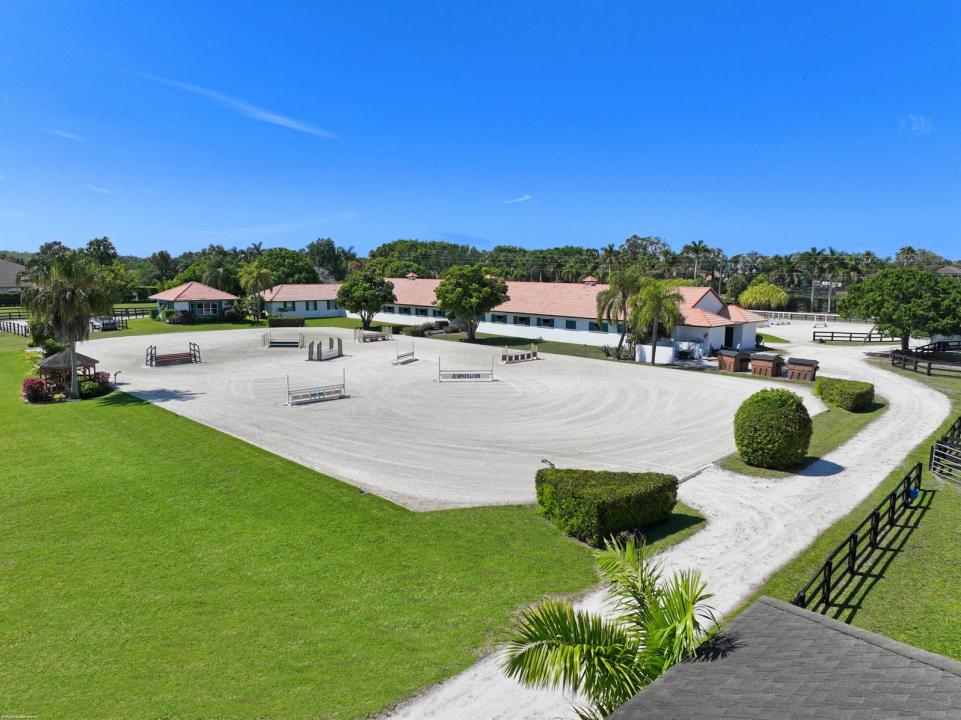 13122 52nd S Place, Wellington, Florida 33449, USA