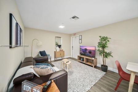 2324 Garfield St 4, Hollywood, Florida 33020, USA