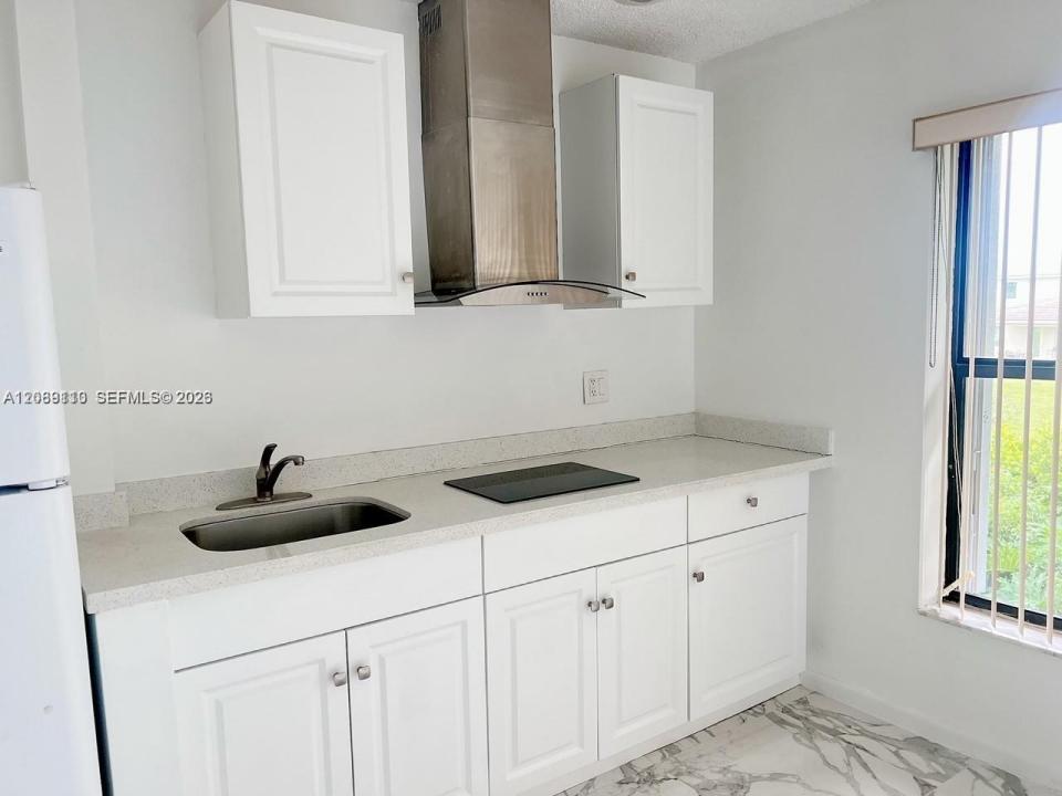 1440 NW 45th St A1, Deerfield Beach, Florida 33064, Stati Uniti