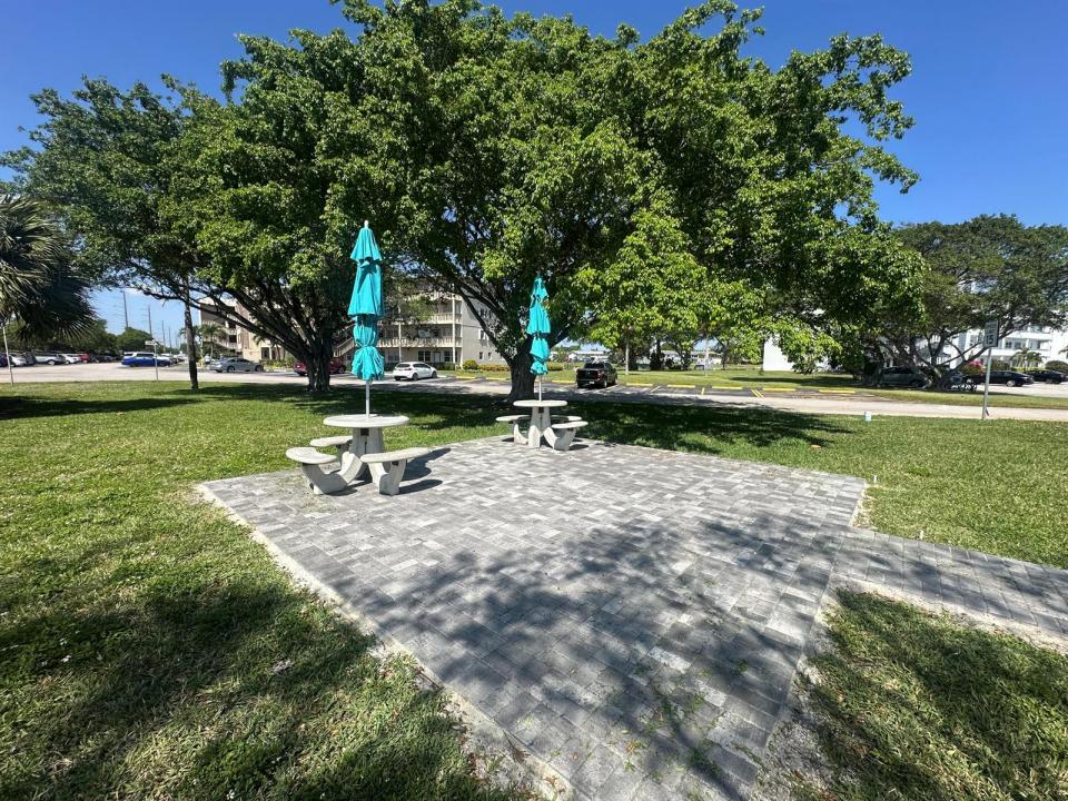 264 Farnham K, Deerfield Beach, Floryda 33442, USA