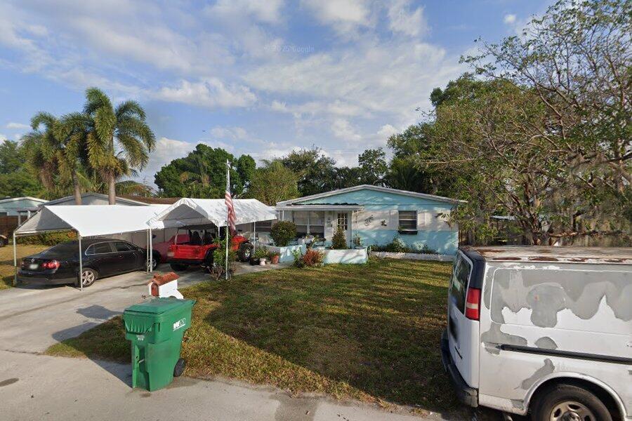 4269 SW 50TH Street, Dania Beach, Florida 33314, USA
