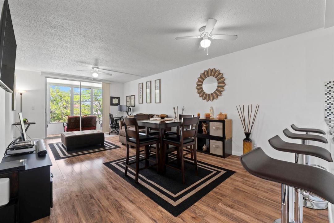 5275 NW 10TH Court 305, Plantation, Floride 33313, États-Unis